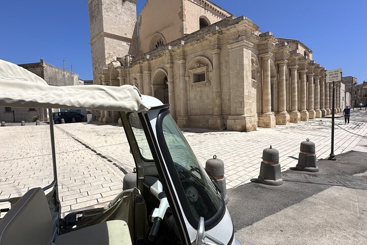 Syracuse and Ortygia by tuk-tuk 2-hour tour