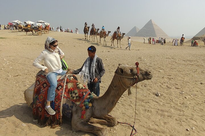 Private Guided Tour Giza pyramids, Sphinx with an Egyptologist