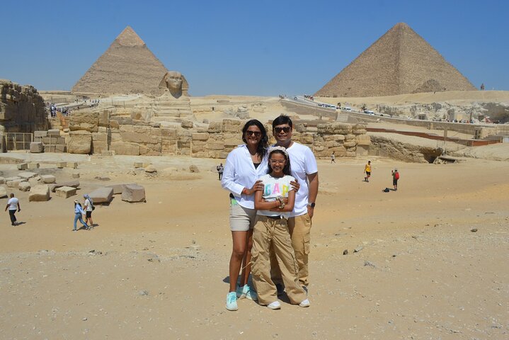 Private Guided Tour Giza pyramids, Sphinx with an Egyptologist