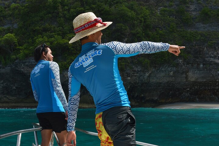 Nusa Penida day trip: boat, 4 snorkeling, Manta rays & Land tour
