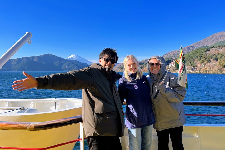 Mt Fuji and Hakone 1-Day Bus Tour Return by Bullet Train