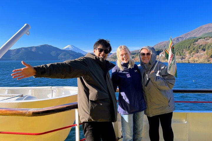Mt Fuji and Hakone 1-Day Bus Tour Return by Bus