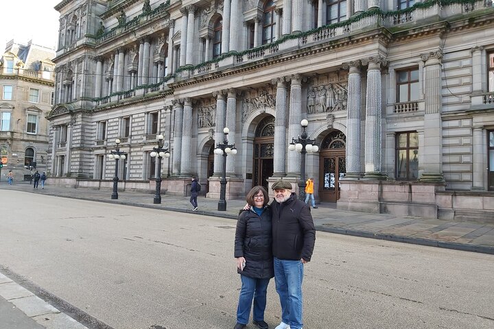 Edinburgh: Privately Guided Day Tour of Glasgow in Luxury Minivan
