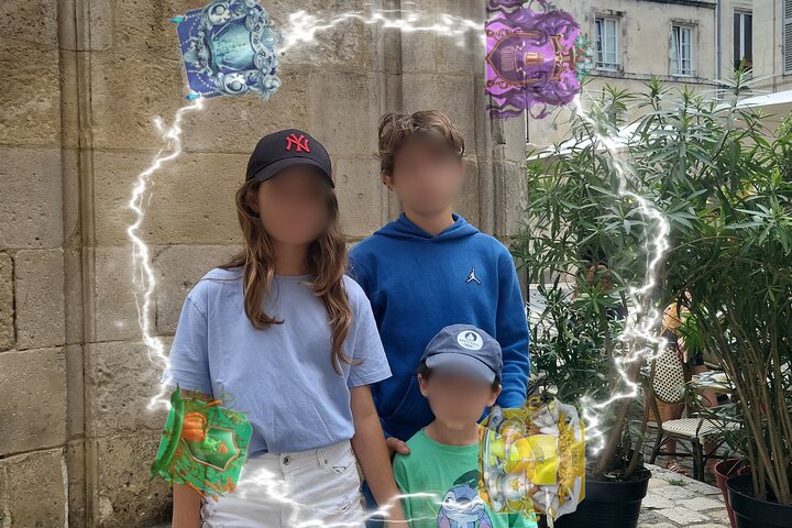 La Rochelle: Escape Game in Magic Theme Team