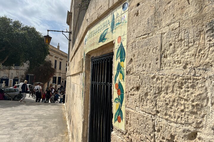 Mdina and Rabat Walking Tour inc. Catacombs and St. Paul's Grotto