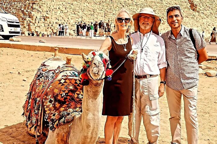 Private Guided Tour Giza Pyramid, Shpinx and The Grand Museum.