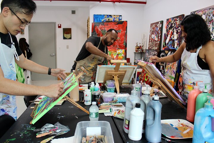 NYC: Abstract Painting with Palette Knives – Small Group