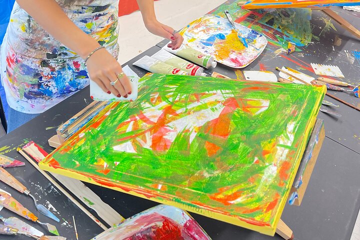 NYC: Abstract Painting with Palette Knives – Small Group