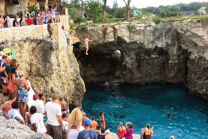 NEGRIL CATAMARAN CRUISE Sunset Ricks Cafe ALL HOTELS