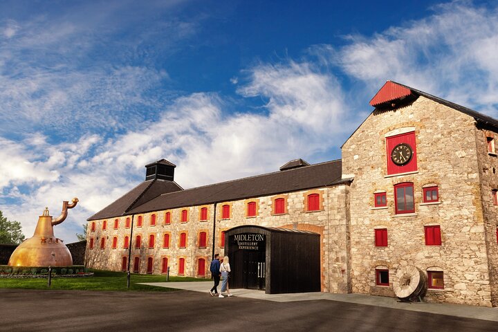 Blarney Castle Cork City and Jameson Distillery Small groups