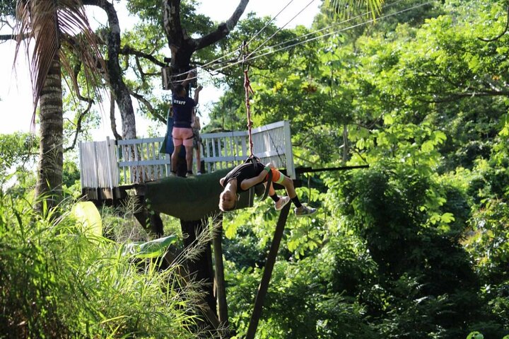 Roatan Zip Line Adventure with Monkey & Sloths Combo