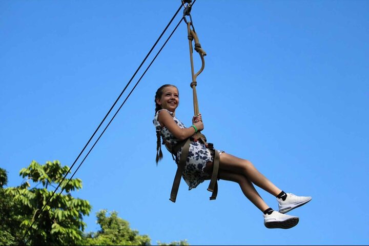 Roatan Zip Line Adventure with Monkey & Sloths Combo