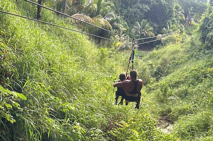 Roatan Zip Line Adventure with Monkey & Sloths Combo