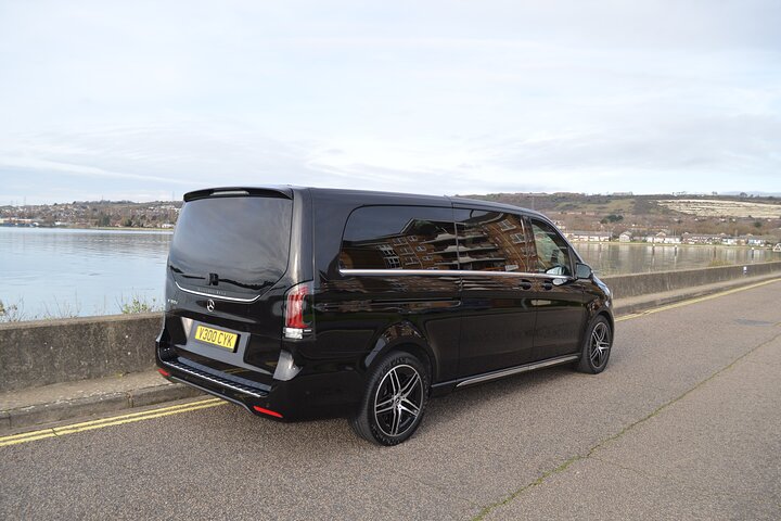 Portsmouth Private Transfer To or From Heathrow Airport