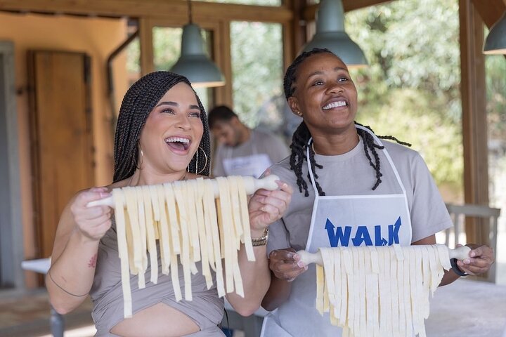 Florence Pizza or Pasta Class & Gelato Making at a Tuscan Farm