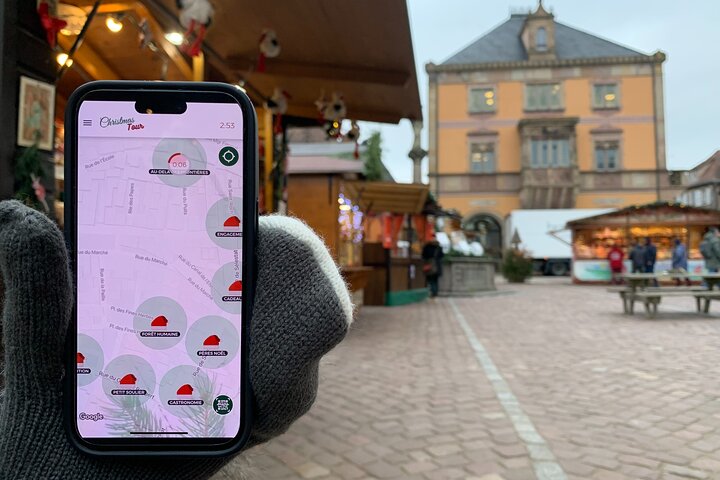 Unusual track game on Christmas markets in Obernai