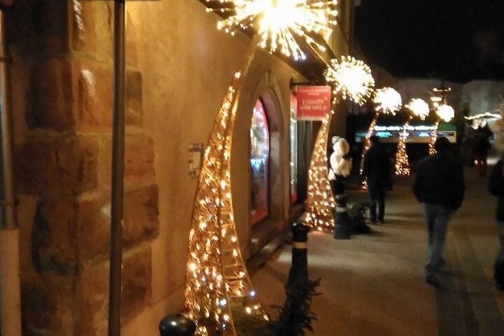 Unusual track game on Christmas markets in Obernai
