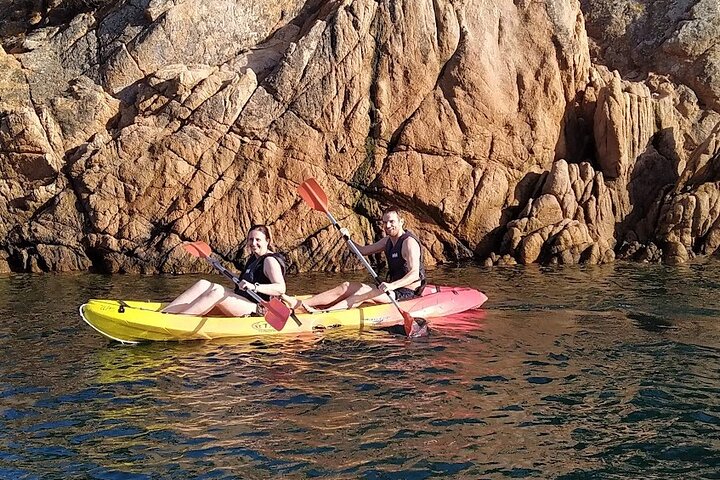Costa Brava - Kayaking and Snorkeling "Sea Caves" Tour