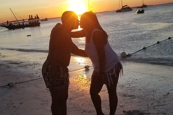 Full day: Snorkeling Dolphin Aquarium Turtles Sunset Kendwa Beach