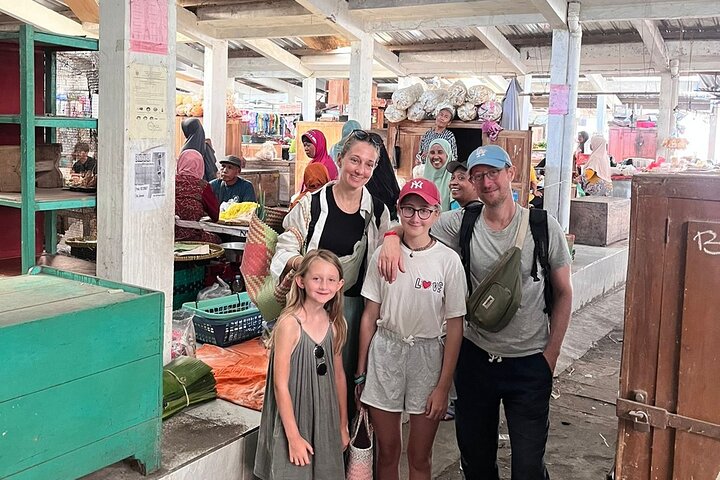 Yogyakarta Cooking Class and Market Tour