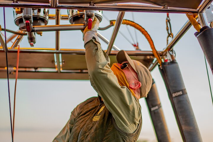 Balloon Safari & Bush Breakfast in Serengeti - Miracle Experience