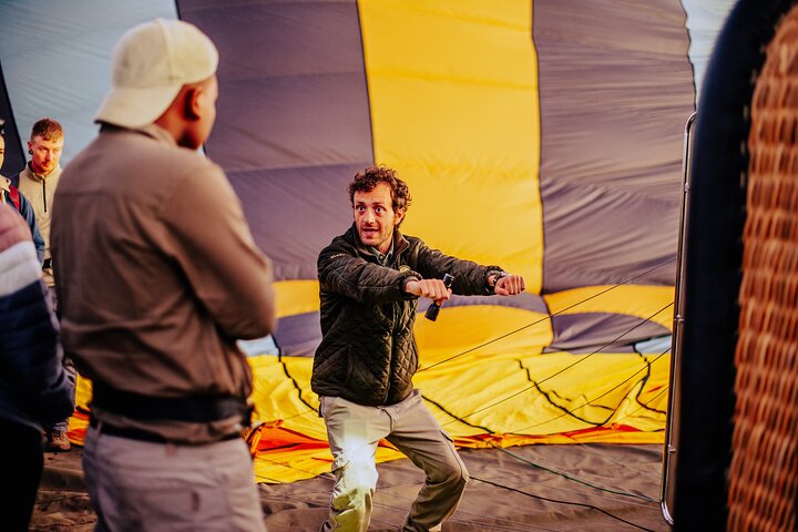 Balloon Safari & Bush Breakfast in Serengeti - Miracle Experience