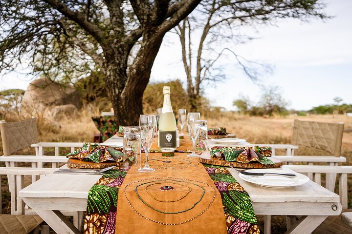 Balloon Safari & Bush Breakfast in Serengeti - Miracle Experience