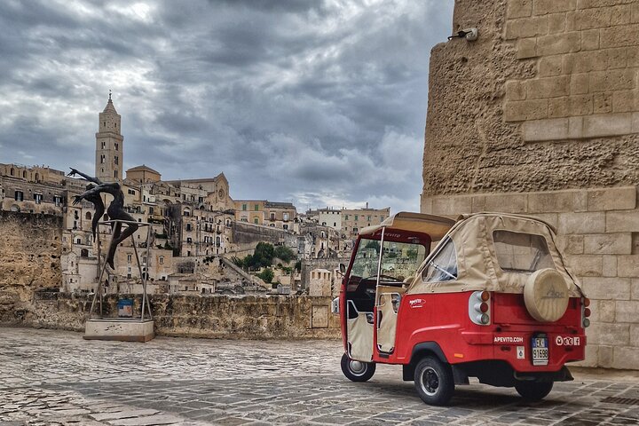 Tuk Tuk tour Matera - between History, legend and anecdotes