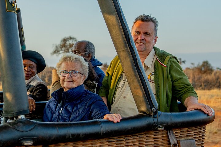 Balloon Safari & Bush Breakfast in Serengeti - Miracle Experience