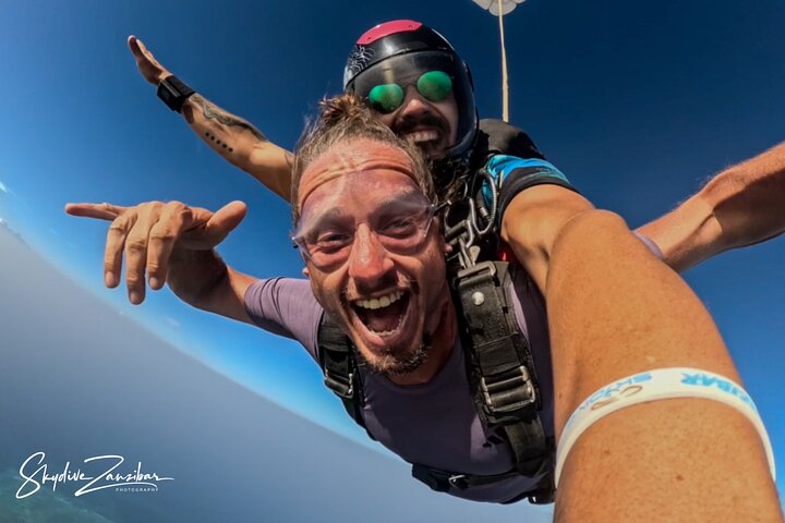 Skydive Zanzibar | Tandem Skydive
