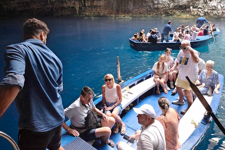 Full-Day Kefalonia Private Sightseeing Tour