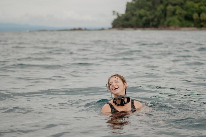 Diving tour in Isla del Caño for certified divers
