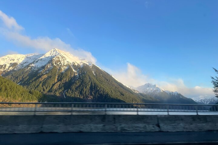 Small-Group Scenic Tour | SITKA SIGHTSEEING