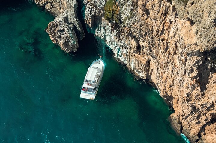 Antalya Private Yacht Tour with Lunch and Transfers