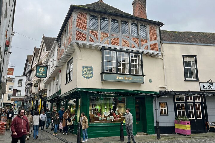 Canterbury Private 2 Hour Walking Tour with Green Badge Guide