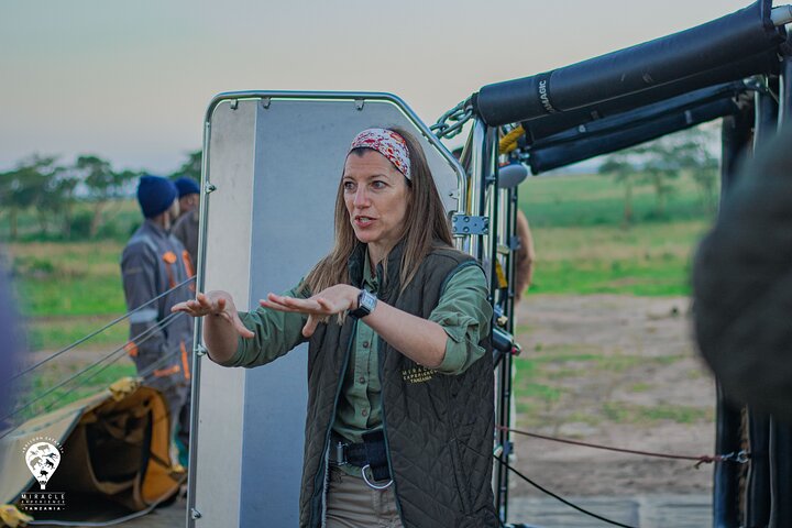 Balloon Safari & Bush Breakfast in Tarangire - Miracle Experience