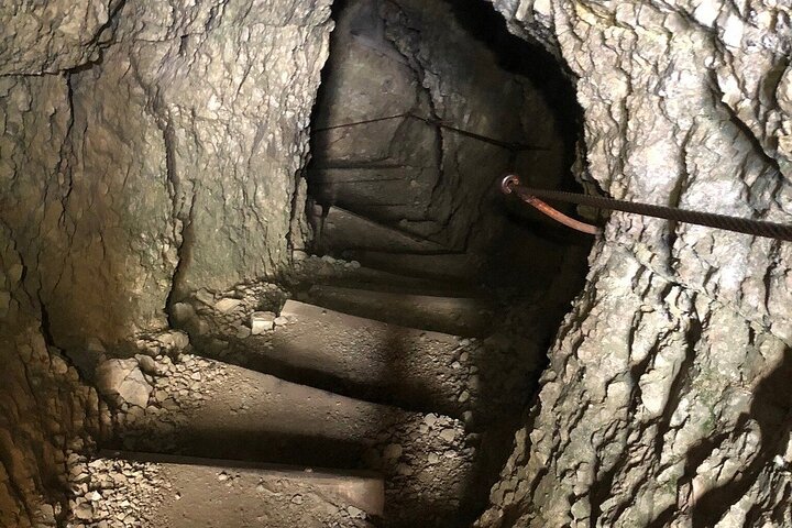 Scale and Visit the Trenches of the Great Wars with 360 Views