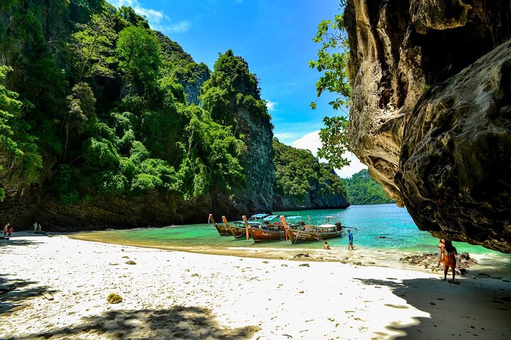 Ko Lanta Half-Day Kayaking 2 Caves Ghost Cave &Talabeng Sea Cave