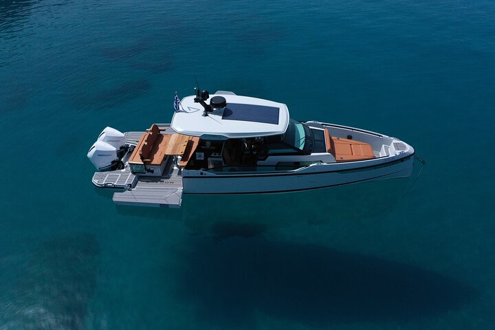 Messinia Half-Day Private Yacht Cruise (Kardamyli, Foneas)