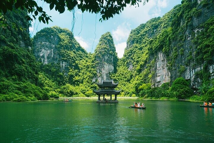 Best Seller-Private Full-Day Tour to Ninh Binh Depart from Hanoi