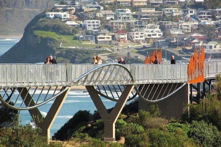Newcastle: Half-Day Sightseeing with Coastal Stops & History