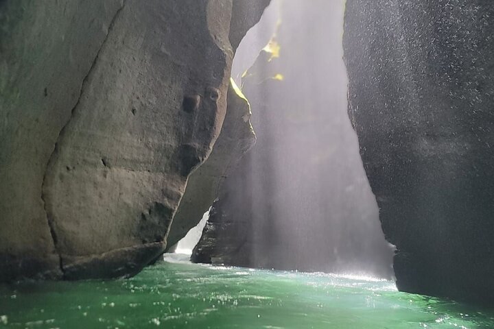 Scenic Tour of City and Rainforest, Waterfall, Sulphur Springs .
