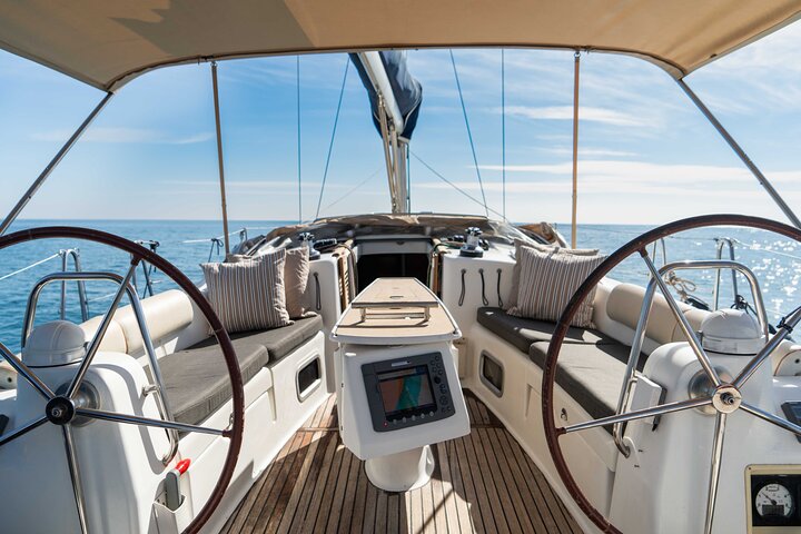 VALENCIA : Full day 7h sailing, sun and Mediterranean relaxation