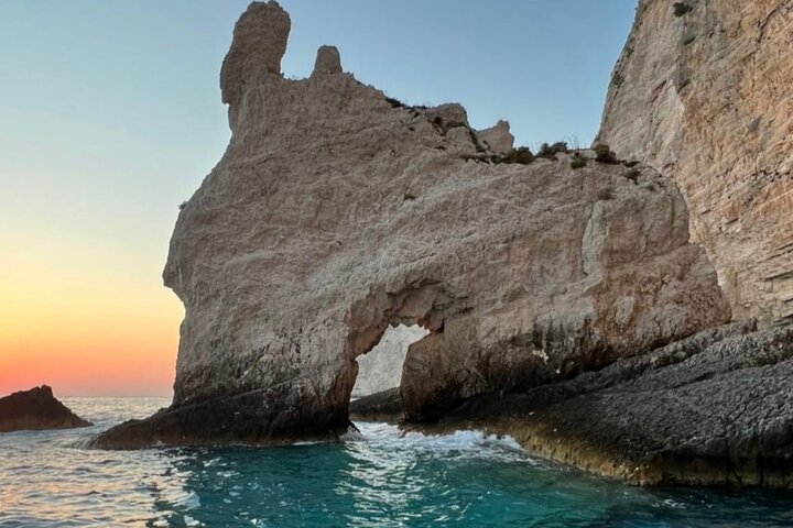 Zakynthos Shipwreck Beach with Blue Caves Land and Sea Tour