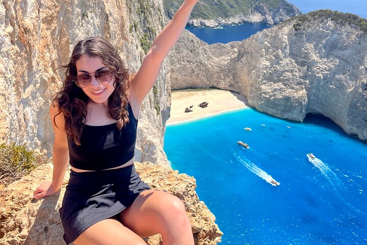 Zakynthos Shipwreck Beach with Blue Caves Land and Sea Tour