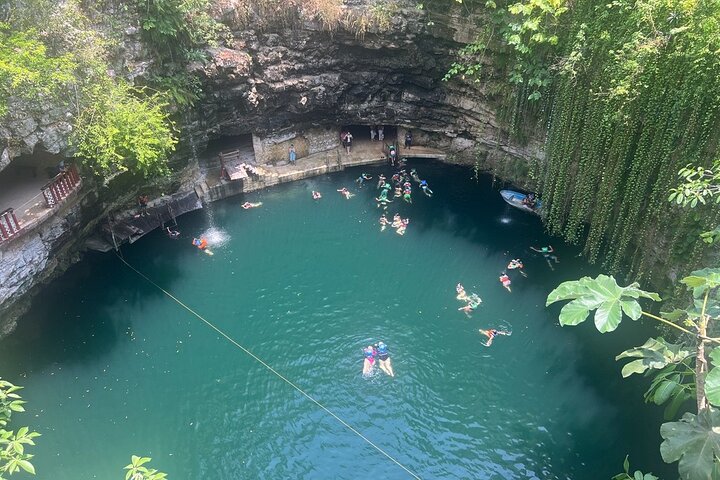 Chichen Itza Tour and 2 Cenotes from Valladolid small group