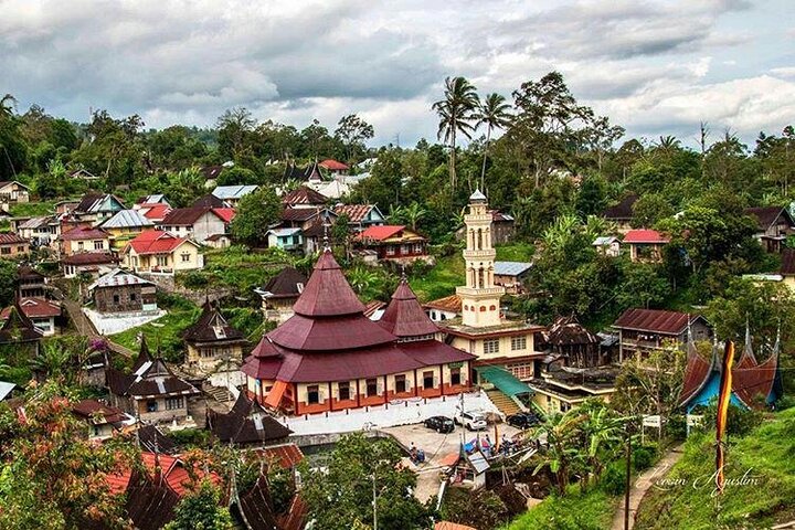 4 Days 3 Nights Private Tour in West Sumatra