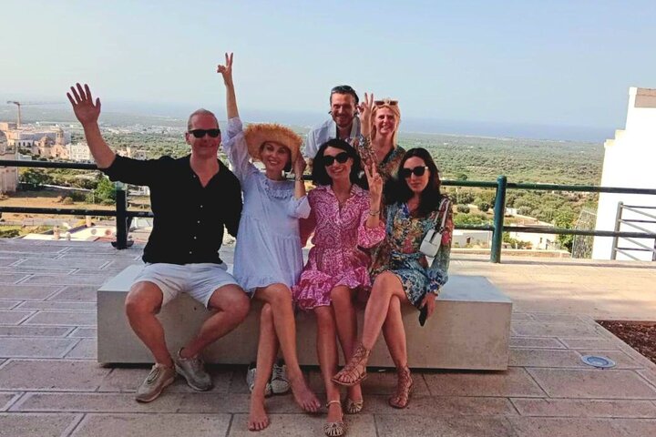 Tour : Alberobello, Ostuni, Locorotondo : Local Guide & Lunch