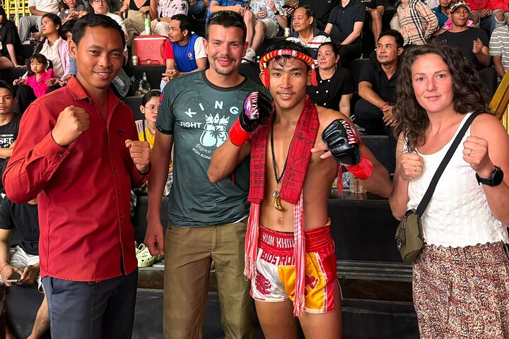 Watch Live Khmer Traditional boxing in Phnom Penh
