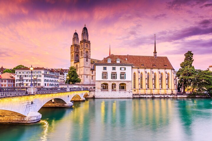 Private direct transfer in the Alps from St. Moritz to Zurich